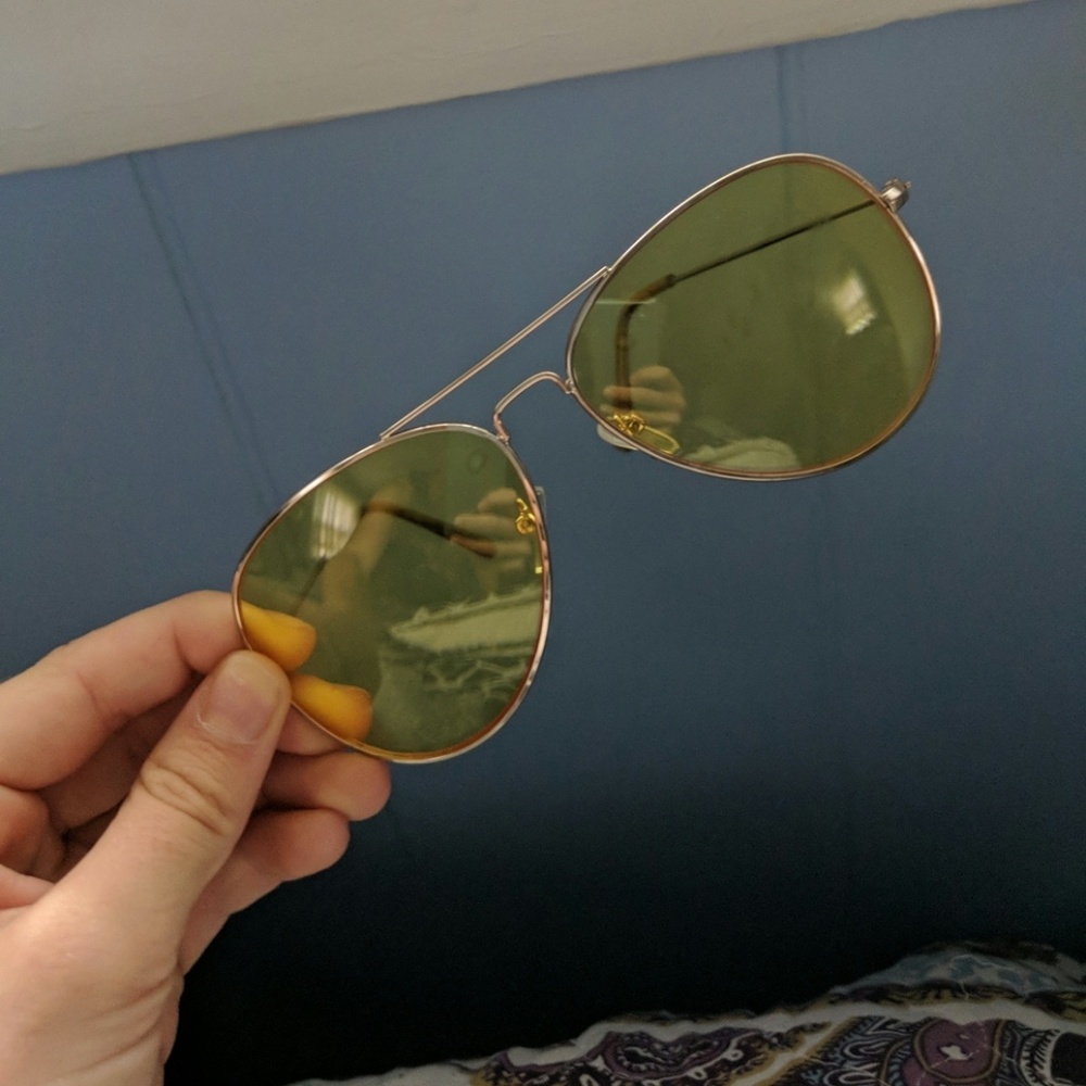 sunglasses